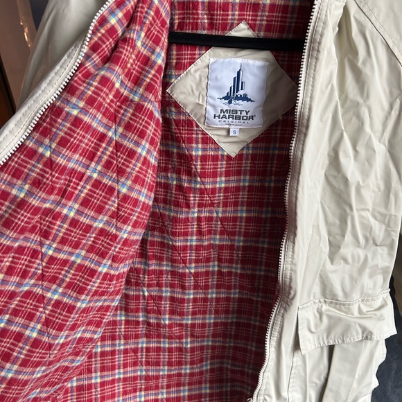 💗tan and flannel jacket - Picture 2 of 7